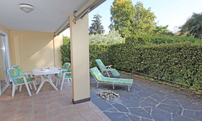 Minusio Apartment | Modern first floor apartment in a well-kept apartment building in a quiet location