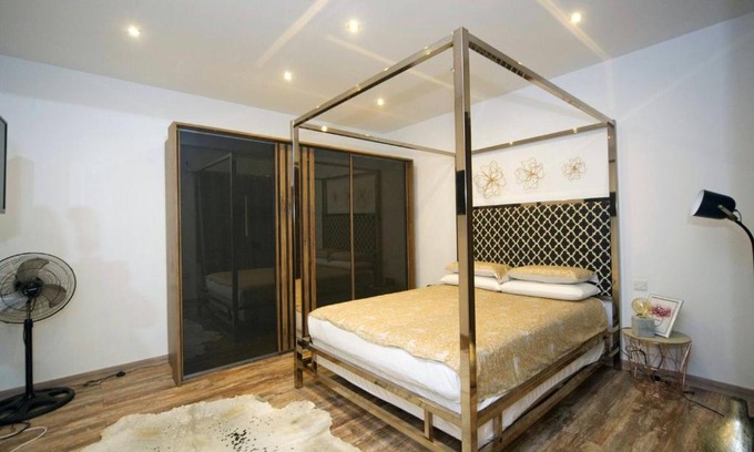 Pieta Apartment | Modern Flat Close To Valletta sleeps 8