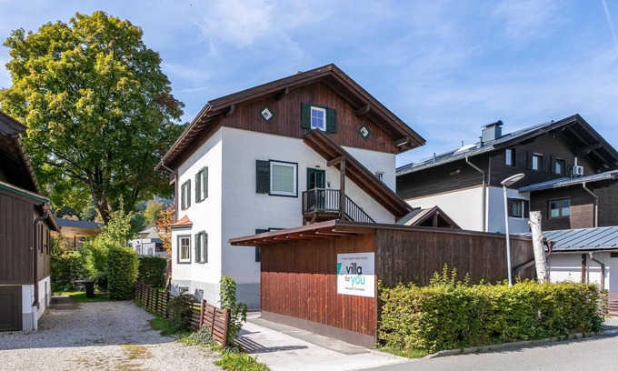 Kitzbuehel Apartment | Modern flat, views of the Hahnenkamm, close to ski lift