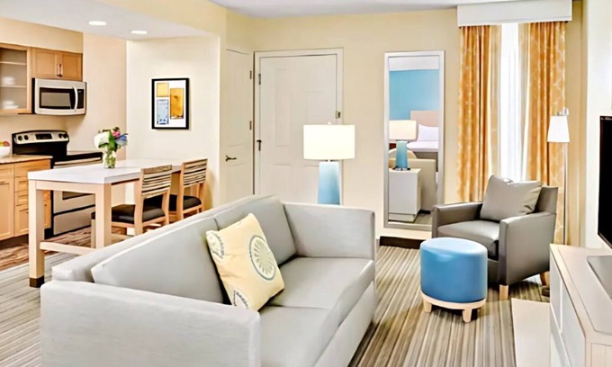 Sharonville Apartment | Modern Furnished Studio | Flexible Stays
