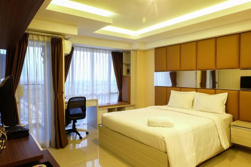 Jatinegara Apartment | Modern Furnished Studio Apartment H Residence near MT Haryono By Travelio
