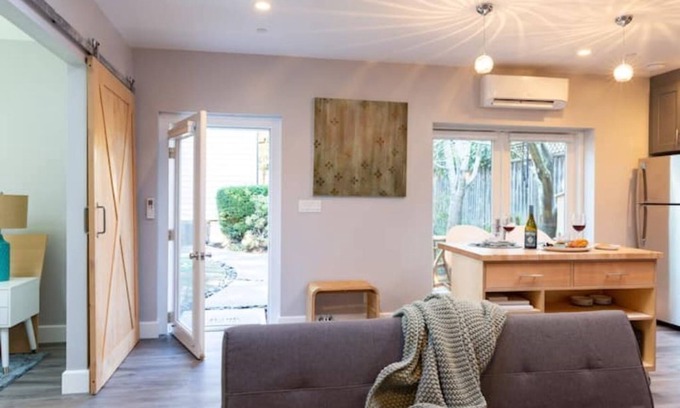 Tamalpais-Homestead Valley House | Modern Garden View Home w/free parking, unique art & furniture: a Superhost