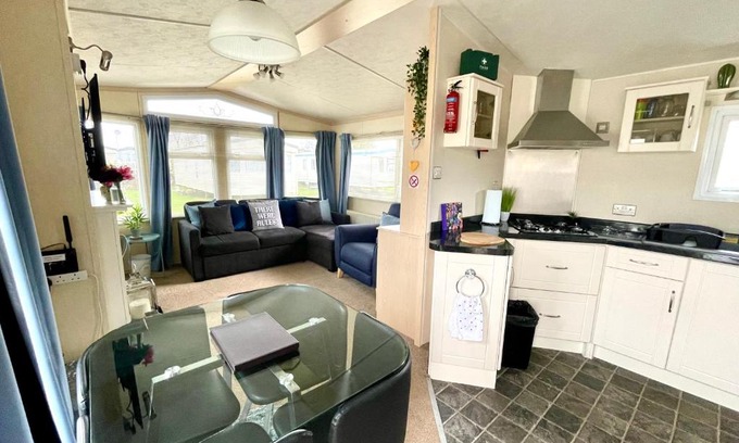 Mappleton House | Modern Holiday Home #Skipsea Sands Static Hire