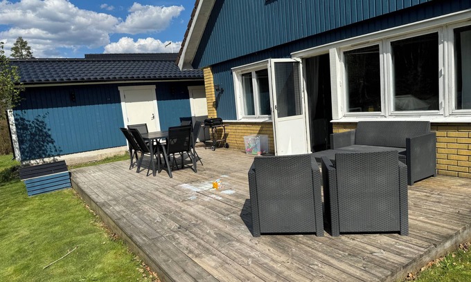 Alvsered House | Modern house for 6 people - close to Gekås Ullared
