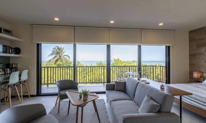 Isla Holbox Apartment | Modern Loft with Gorgeous Ocean Views - D102