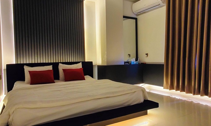 Uttara Apartment | Modern Luxe Studio Apt. in Uttara, Near Airport
