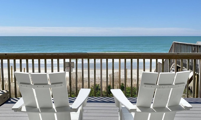North Topsail Beach House | Modern, Luxury Renovated Oceanfront House in N. Topsail Beach!