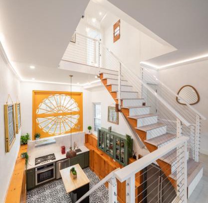 Spruce Hill Villa | Modern Marvel at University City