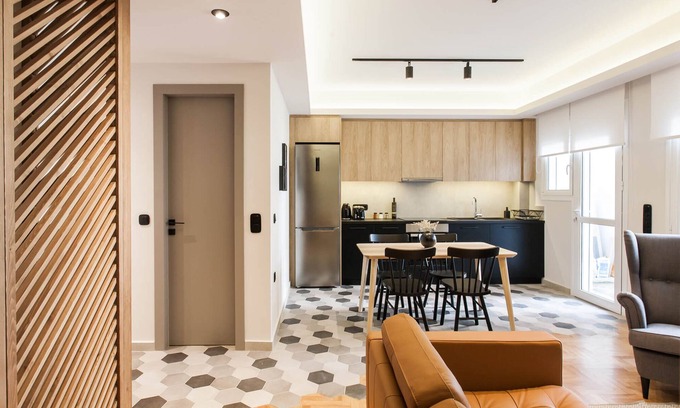 Pangrati Apartment | Modern Minimalist 3BD Apartment in Hilton District