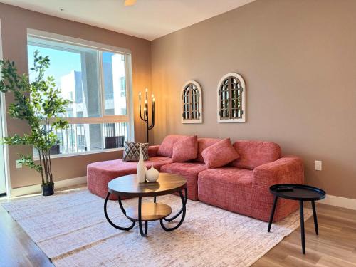 Lyon Street Apartment | Modern Oasis 10 Min from Disneyland With Pool & GYM