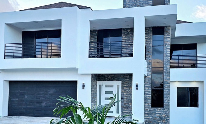 Plantation Village Villa | Modern Oceanview Villa. All Bedrooms with Private Bathrooms. Private Pool