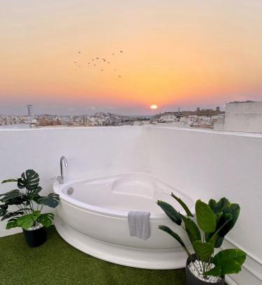 Msida Apartment | Modern Penthouse with Sea & Valletta view