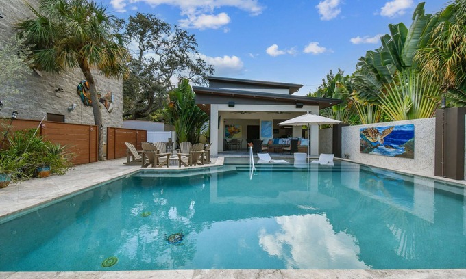 Old Southeast House | Modern Pool House Oasis