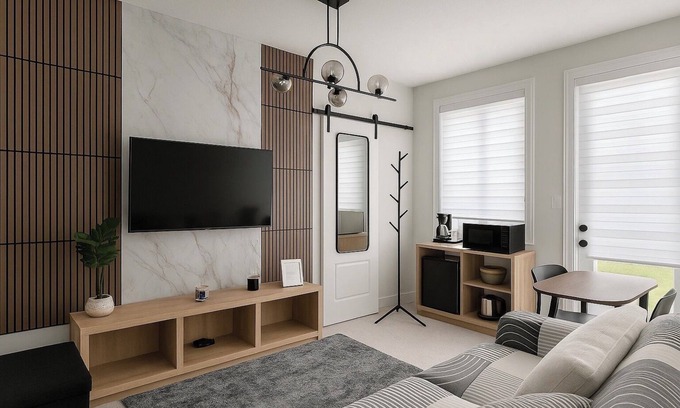 Vaughan House | Modern Private Suite with sofabed. Prime location in Vaughan, 5Min to Wonderland