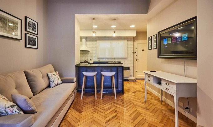 Recoleta Apartment | Modern Recoleta Apt | 100MB WiFi/SmarTv/Washer