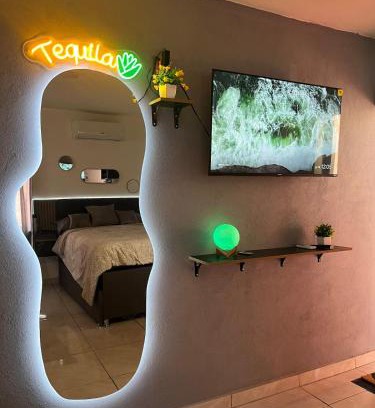 Tequila Apartment | Modern Residence Agave Dorado with AC and HotTub