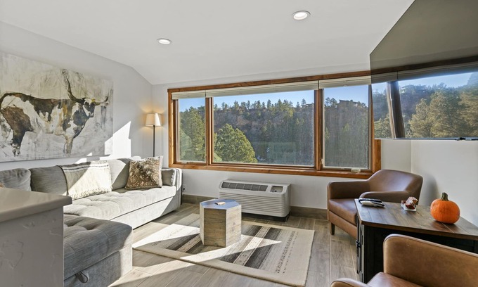 Purgatory Condo | Modern Resort Studio, A/C, Pool, Hot Tub, Fitness Center, Fast Wifi