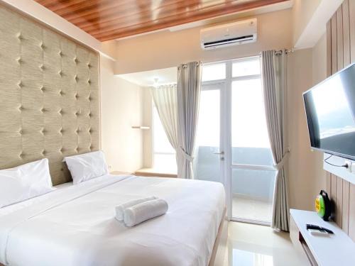 Cikarang Apartment | Modern Studio at Vasanta Innopark Apartment By Travelio
