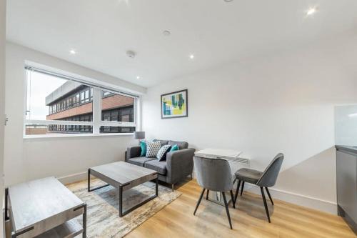 East Grinstead Apartment | Modern Studio in Central East Grinstead