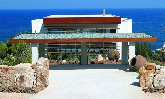 Latchi Villa | Modern Stylish 4-Bedroom Villa, Private Pool and Spectacular Sea Views, Direct Access to the Beach!