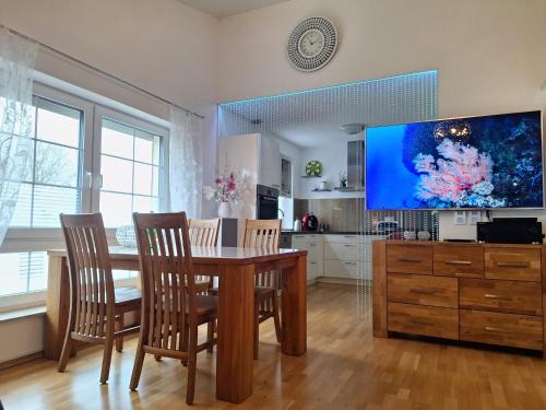 Linden Apartment | modern und gemütlich
