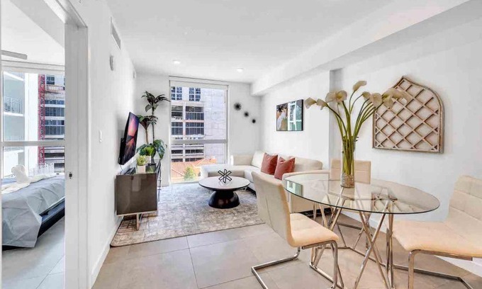 Overtown Apartment | Modern Unit in Downtown Miami With Free Parking