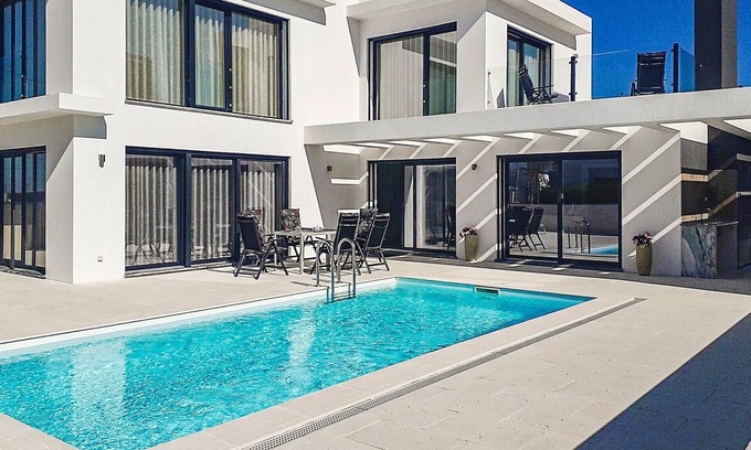 Porto Covo House | Modern vacation home for larger group in quiet area of Porto Covo.