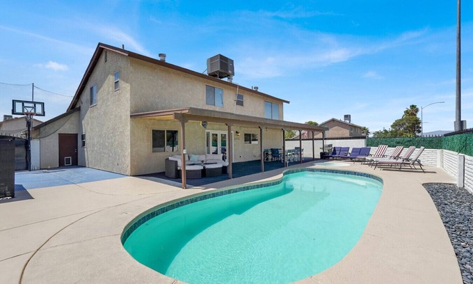 Spring Valley House | Modern Vegas 4BR Home w/Pool, Jacuzzi & Game Room