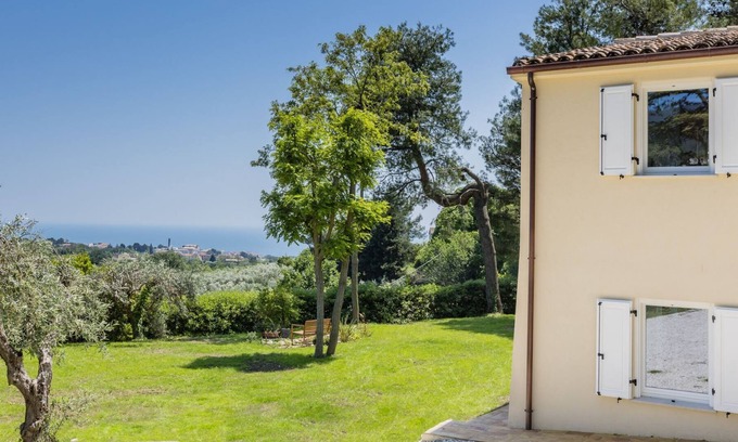 Sirolo Villa | Modern villa with sea views in Sirolo, just 10 minutes from the beautiful beaches of Conero