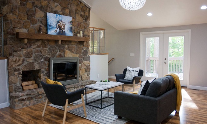 West Lafayette House | ‼️‼️ Modern Wooded Retreat ‼️‼️ 6min to Purdue