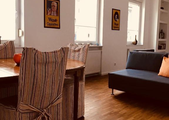 Neustadt-Stadtmitte Apartment | Modernes Apartment - Neustadt/Weinstraße Stadt