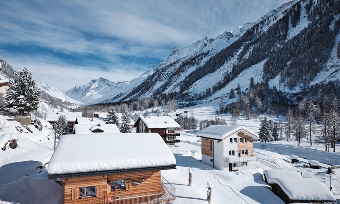 Blatten Apartment | Moderne Ferienwohnung in Blatten im Magischen Lötschental
