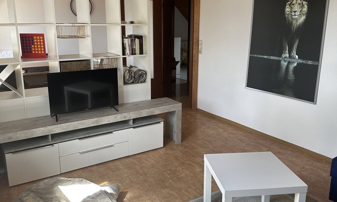 Steisslingen Apartment | Moderne, Helle & Zentrale Wohnung im Herzen von Steißlingen