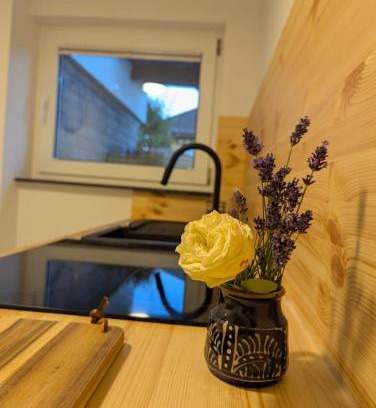 Karlshagen Apartment | Moderne Souterrain Ferienwohnung im Zentrum von Karlshagen