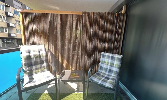 Universitat Apartment | Modernes Appartement mit Wohnküche Zwischen Stuttgart Hbf und Katharinenhospital