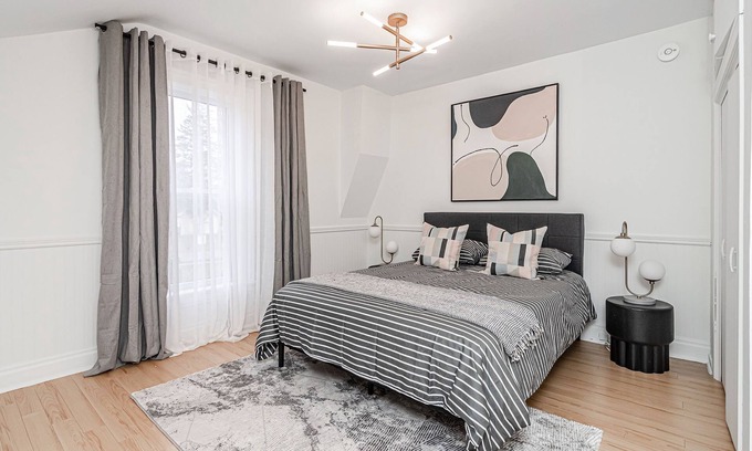 Stouffville House | Modernized 4 bedroom historic home with parking