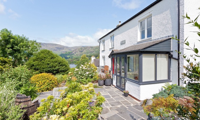 Coniston Cottage | Mole's Cottage, beautiful cottage overlooking Coniston Water