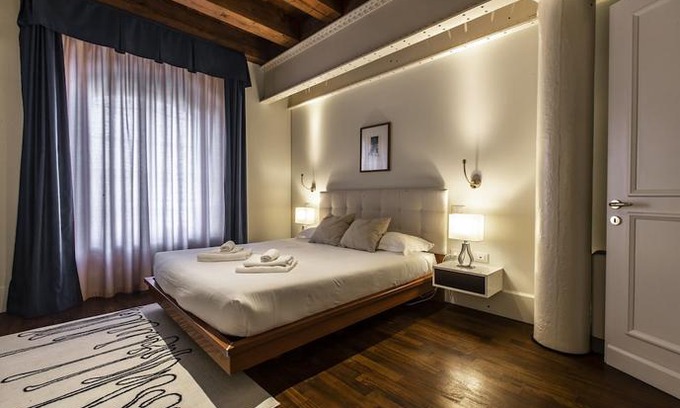 Molina Apartment | Molino Stucky Apartment Wi-Fi R&R