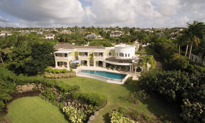 Merlin Bay Villa | Monkey Hill - Luxury Celebration Villa with Private Pool & Chef Available