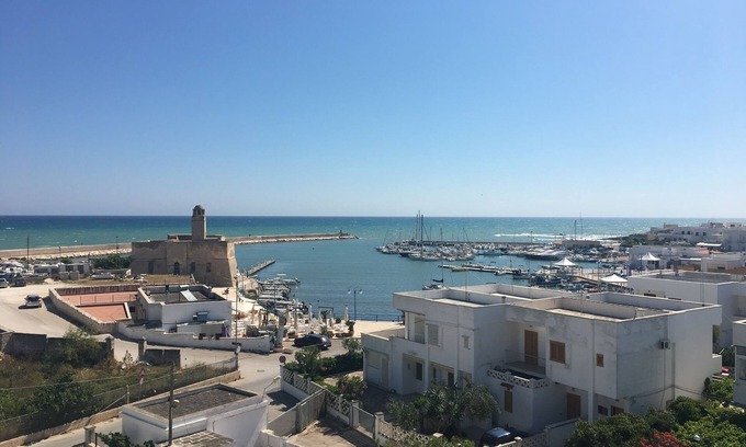 Marina di Ostuni Apartment | Monolocale vista mare-Studio-Balcony-Private Bathroom