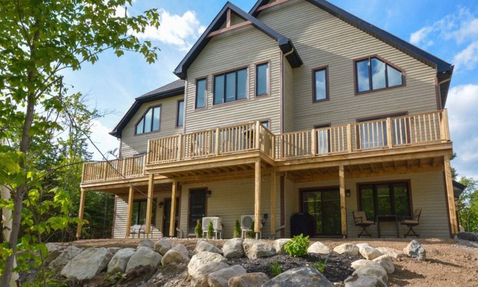 Saint-Faustin-Lac-Carre Apartment | Mont Tremblant - 209 Harfang des Neiges Mt Blanc