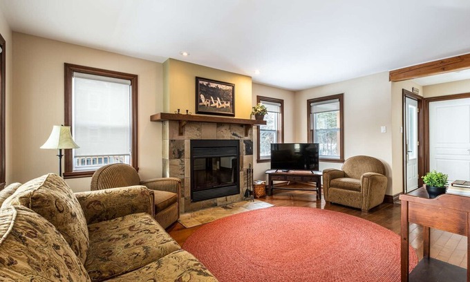 Mont-Tremblant House | Mont-Tremblant - Aiglon | 1686