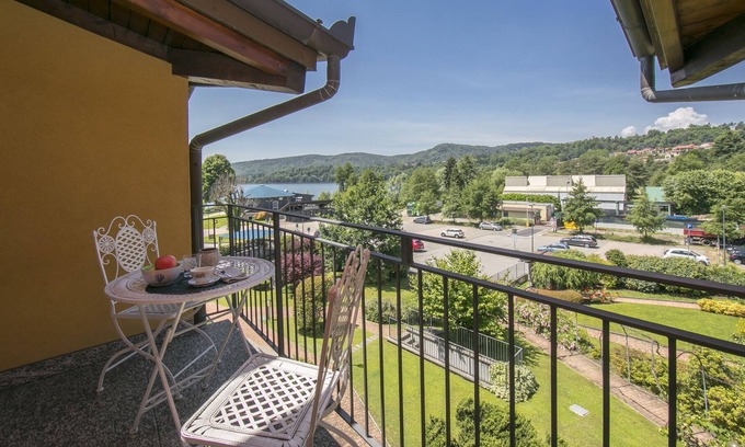 Ternate Apartment | Montelago Charming Relax 3, Ternate, Italy