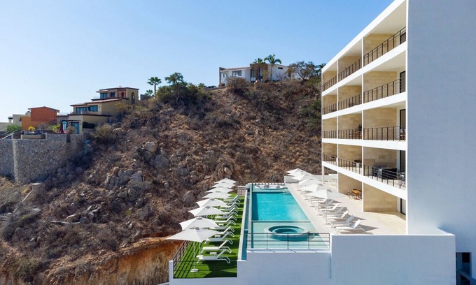 Colonia El Progreso Apartment | Montemar 202: 2bd Condo / Pool / Ocean Views