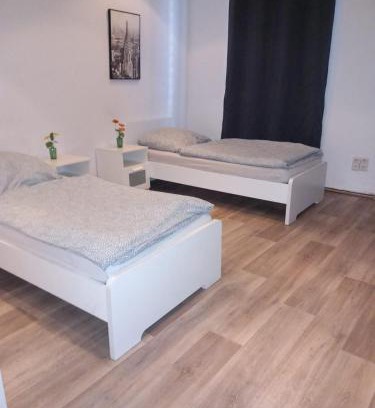 Zeitz Apartment | Monteurwohnung bei Nina EGR