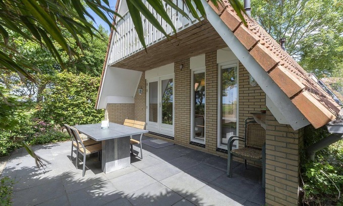 Burgerbrug House | Mooi Vrijstaand Vakantiehuis in Burgerbrug, op 4 km van de Kust van Badplaats Petten