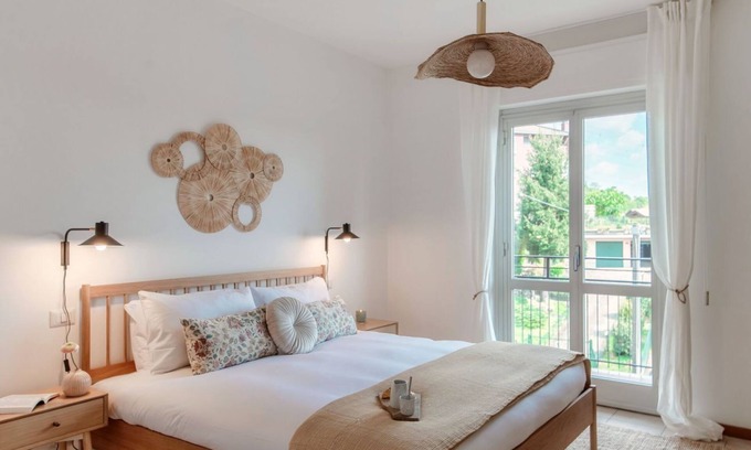 San Fermo della Battaglia Apartment | Moonlight - MyHomeinComo
