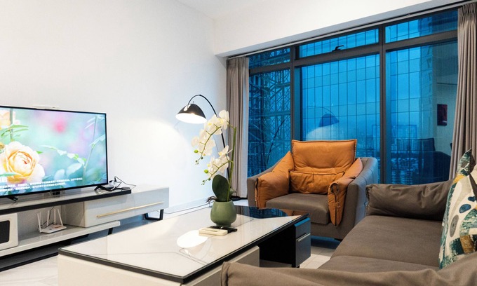 Golden Triangle Apartment | Moonway Luxury Suites At Eaton Residence