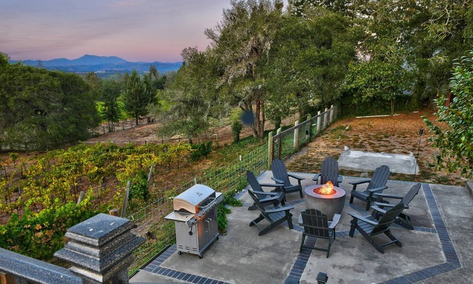 Sebastopol House | Moore Family Farmhouse - Complimentary wine tasting at Croix included!