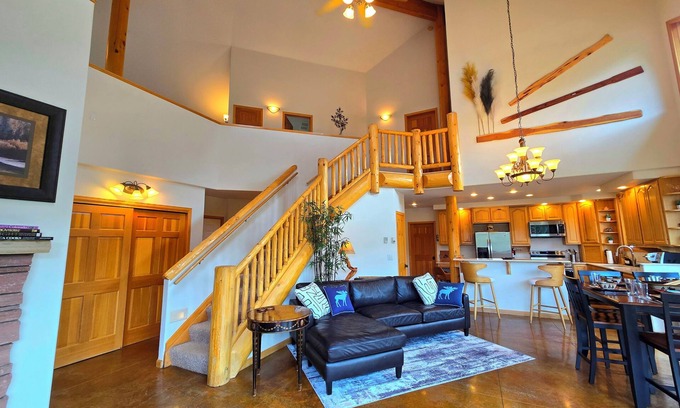 Golden Gate Canyon House | Moose Manor – Antlers, Aspens, and Alpine Peace in the Heart of the Rockies